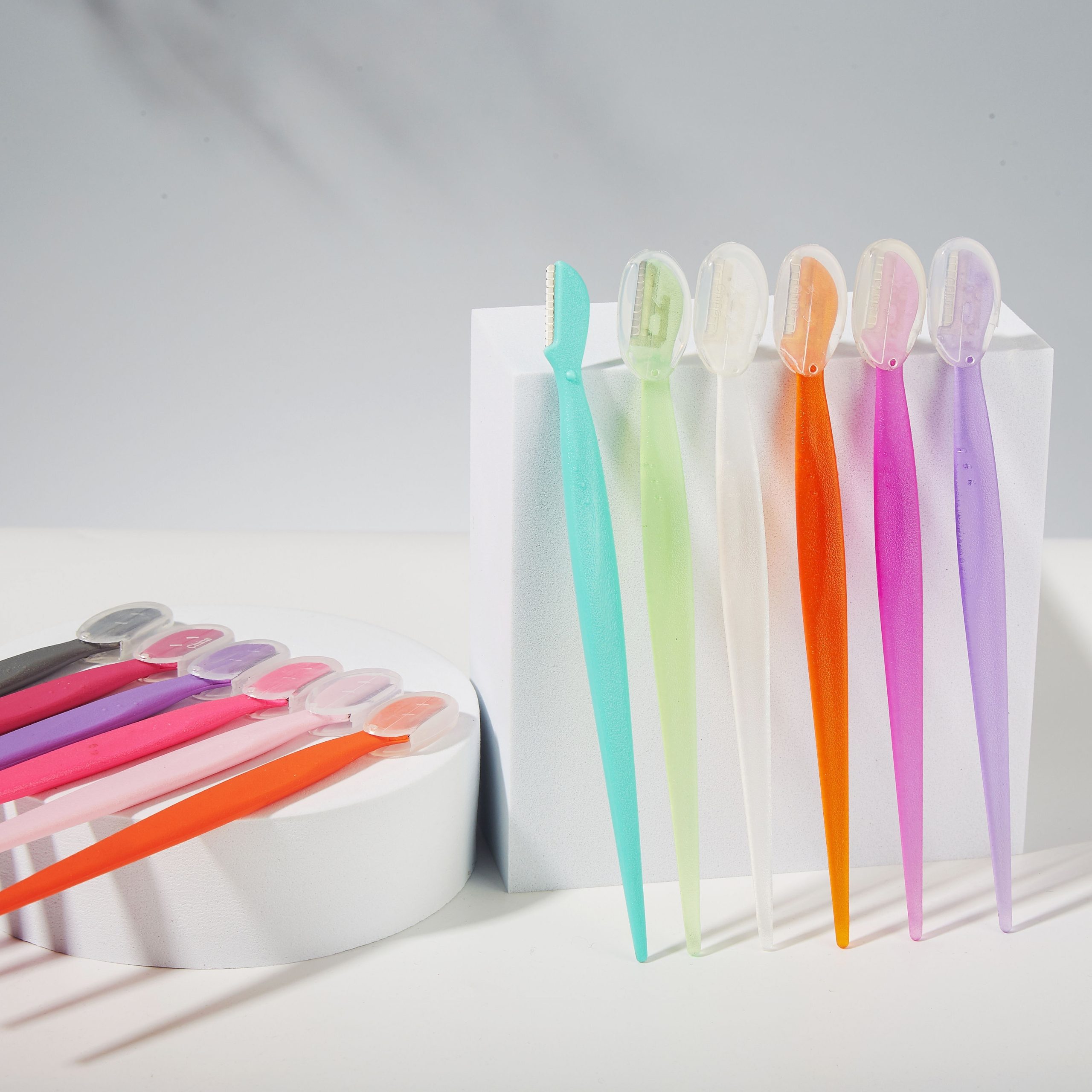 Colorful Eyebrow Razor Set | Precision Stainless Steel Blades for Painless, Flawless Brows