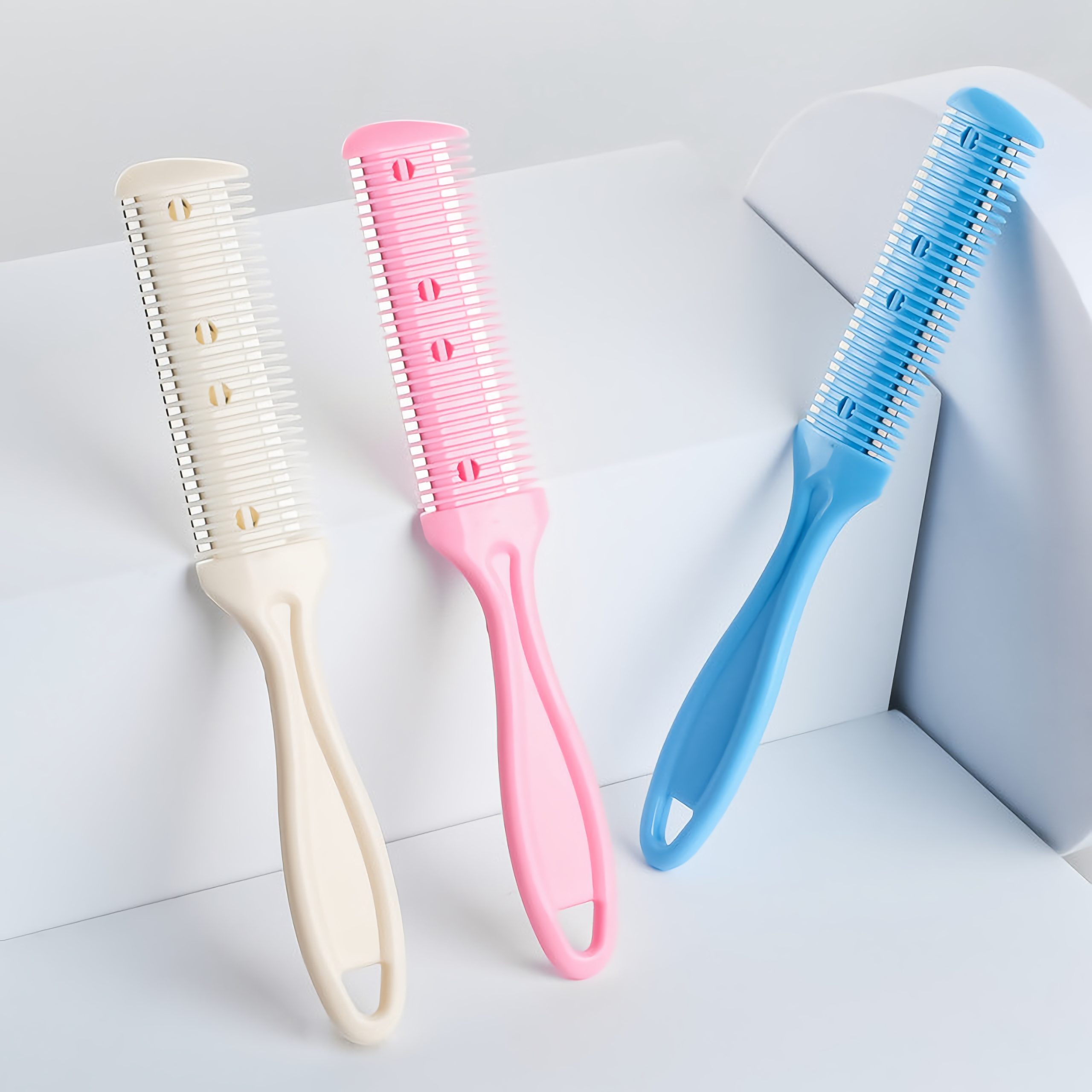 2-in-1 Hair Cutting Comb with Adjustable Blade – DIY Hair Trimmer for Bangs, Layers & Thinning