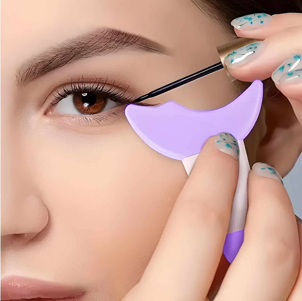3-in-1 Eye Makeup Helper | Master Eyeliner, Eyeshadow & Lashes in Seconds